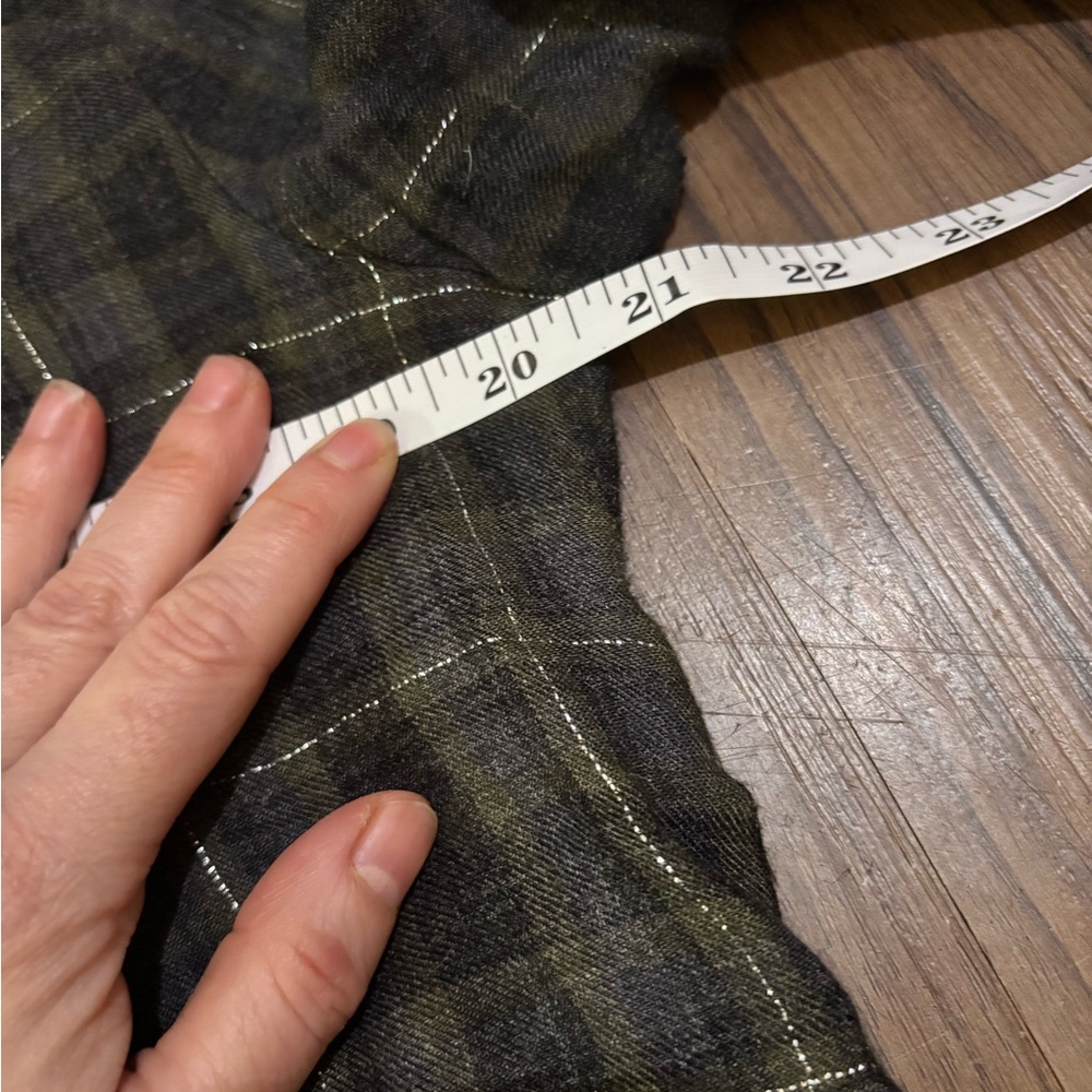 Zara olive and Black plaid Shirt dress with long sleeves and pockets - Picture 7 of 9